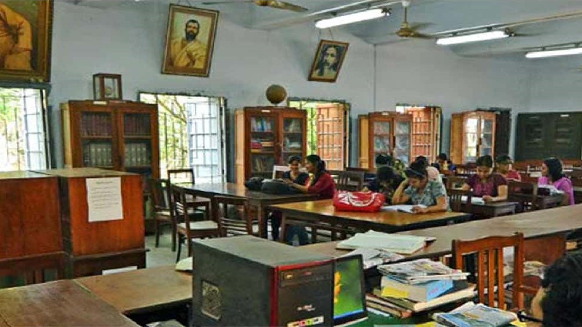 https://vivekanandacollegekolkata.ac.in/uploads/1778832767_1773733928_slider-bg-6.jpg